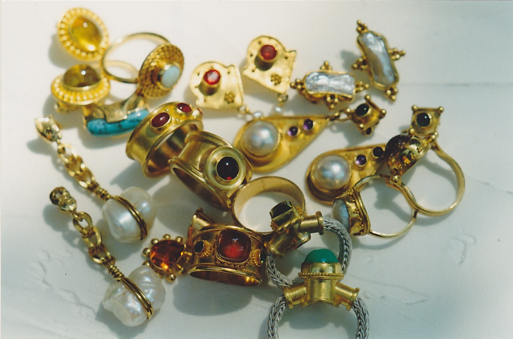 Past Present Gold Earrings Rings
